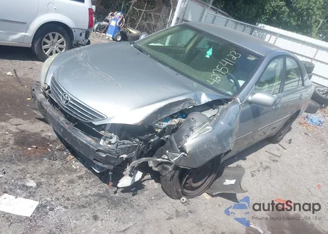 2005 Toyota Camry Le из США, поврежденный, VIN 4T1BE32K65U991064